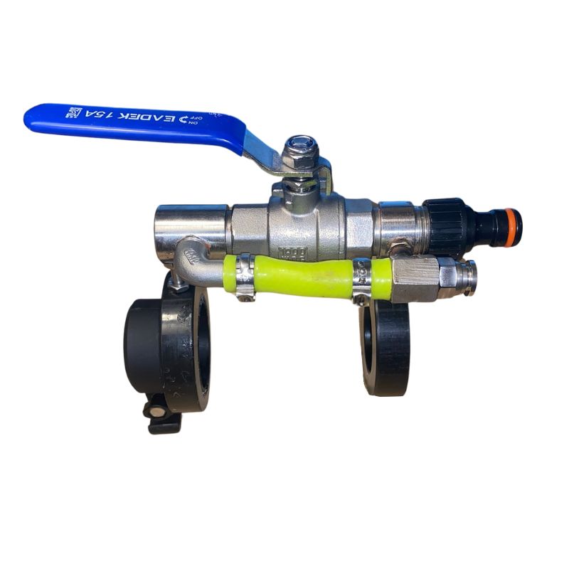 BENZ SLIDING POLE VALVE: A water-fed pole valve designed for applying soft wash chemicals to roofs and render surfaces