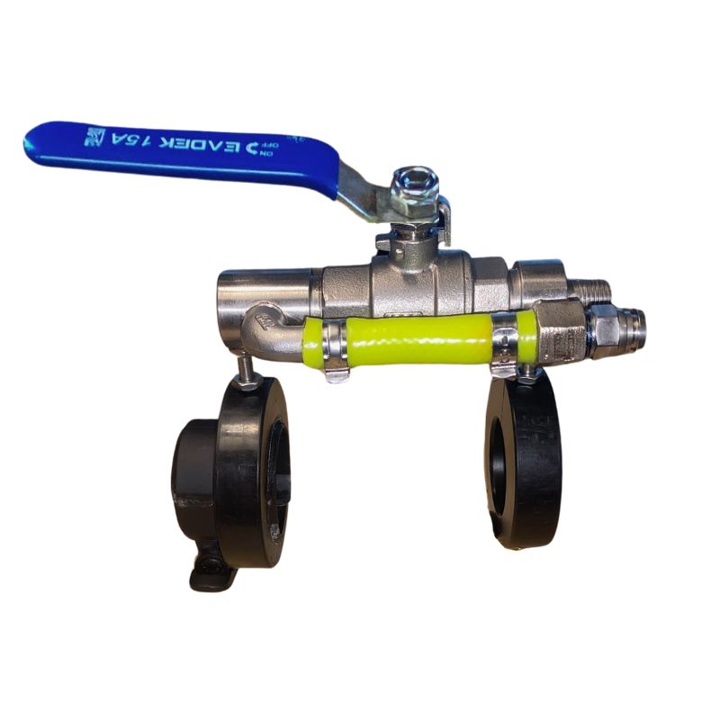 BENZ SLIDING POLE VALVE: A water-fed pole valve designed for applying soft wash chemicals to roofs and render surfaces