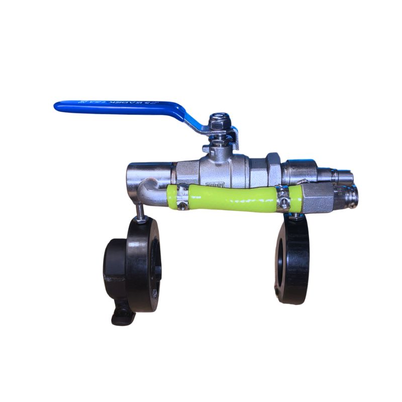 BENZ SLIDING POLE VALVE: A water-fed pole valve designed for applying soft wash chemicals to roofs and render surfaces